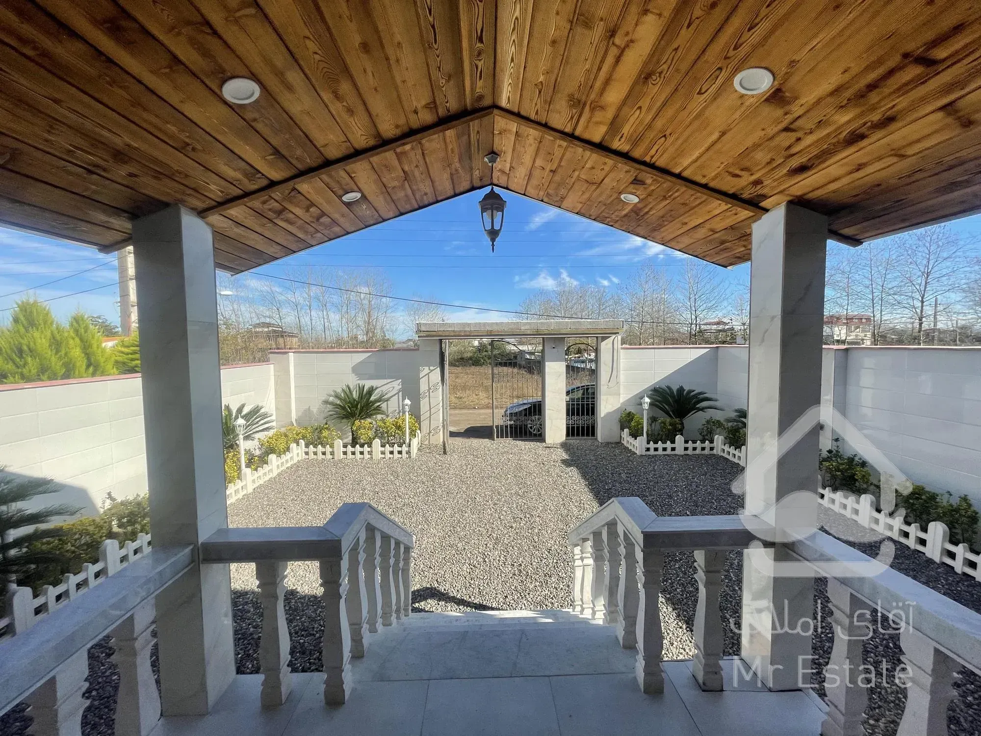 فروش ویلا خوش ساخت ۱۳۰ متری سند تک برگ