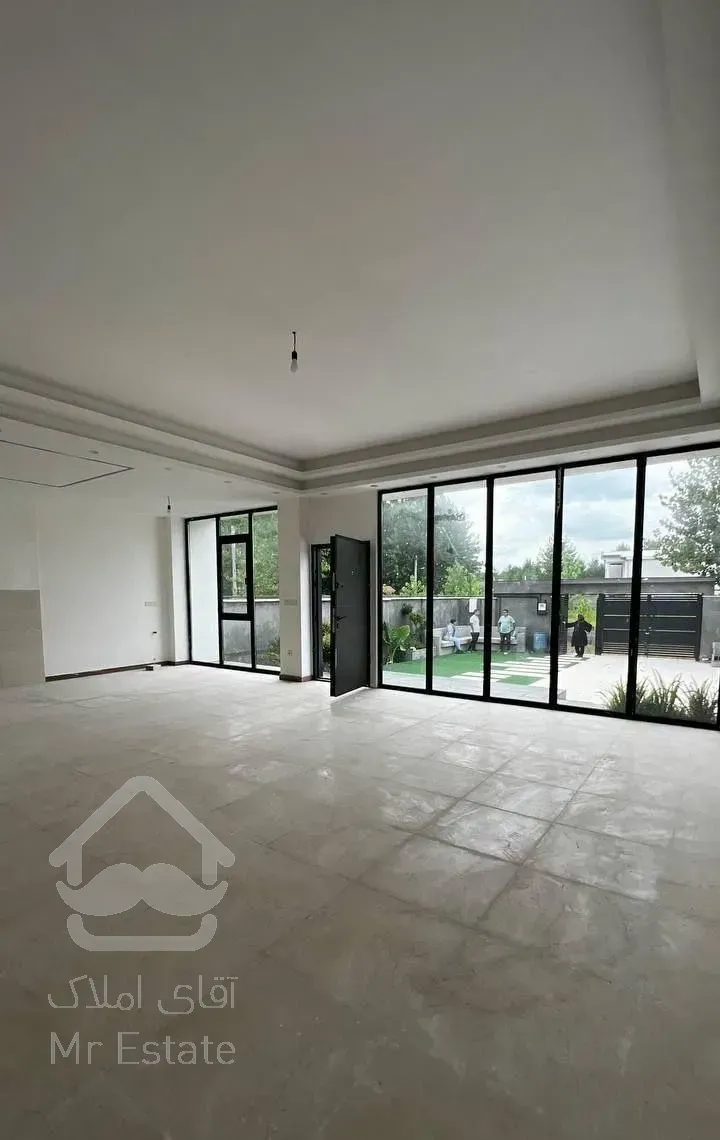 ویلا / مدرن / نزدیک ساحل