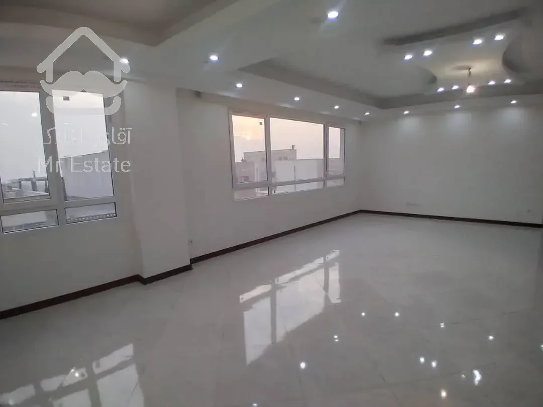 اپارتمان۱۲۰متری ۲ خواب مستر،نوساز،وام دار، قابل رهن