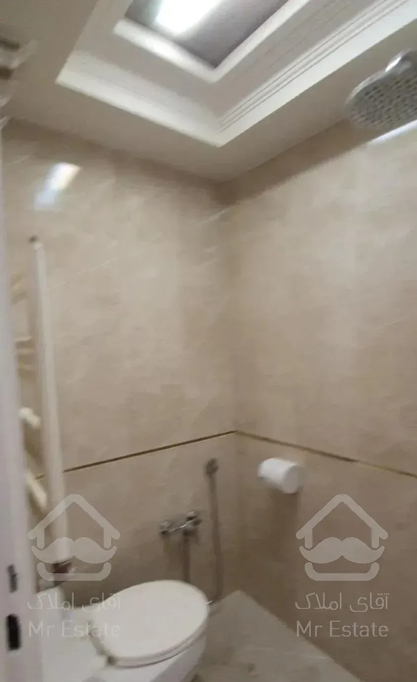 فرمانیه اندرزگو سه ۳ خوابه ۱۲۰ متری فروشی