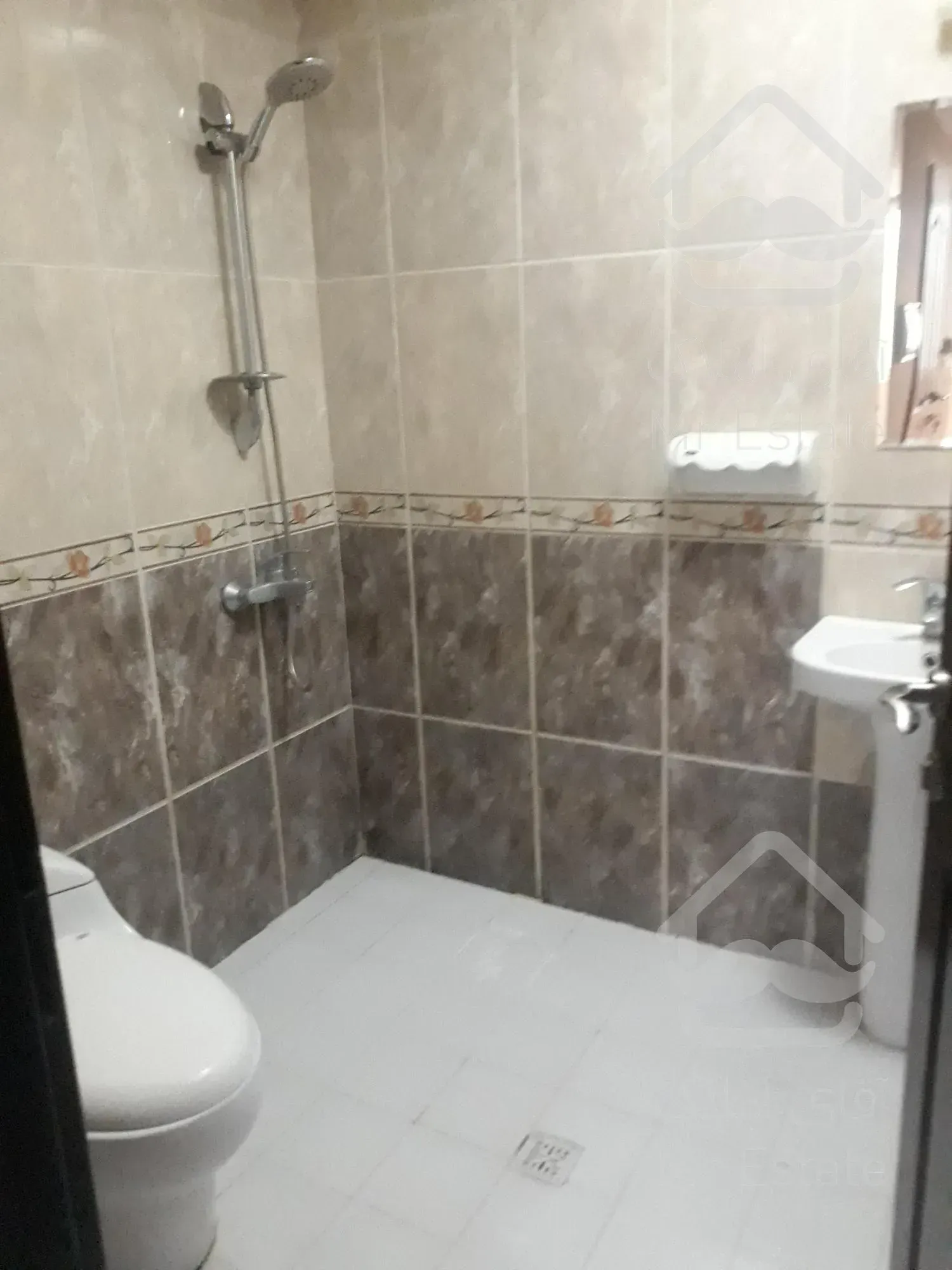 اجاره و رهن دفتر کار موقعیت اداری زعفرانیه 117  متر اکازيون