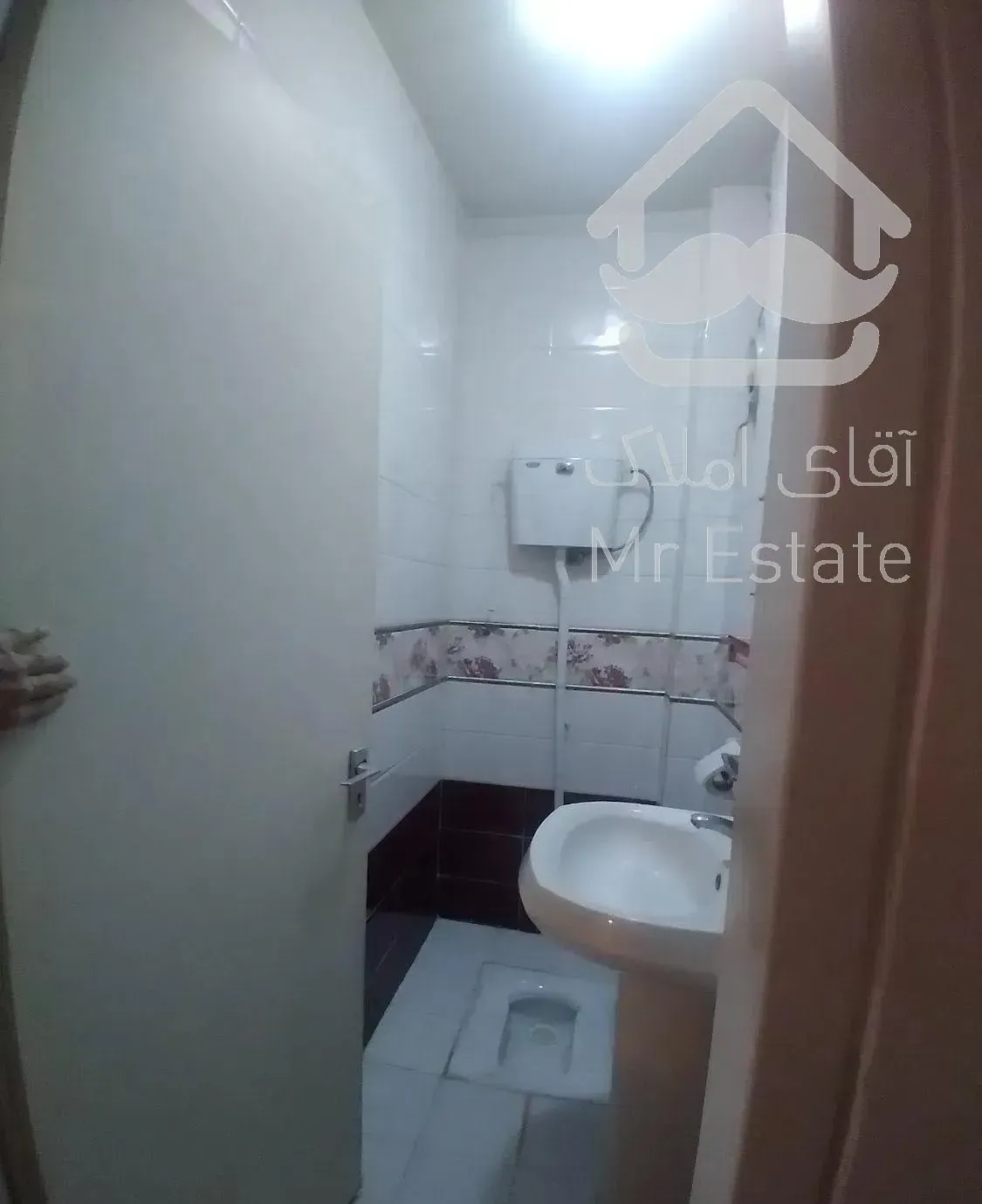 ونک  شیراز  ۱۰۵  متر  ۲ خوابه  با  همه  امکانات .