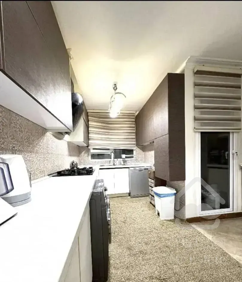 ۱۰۴متر۲خواب/فول/فردوس/۷ساله/رو به آفتاب