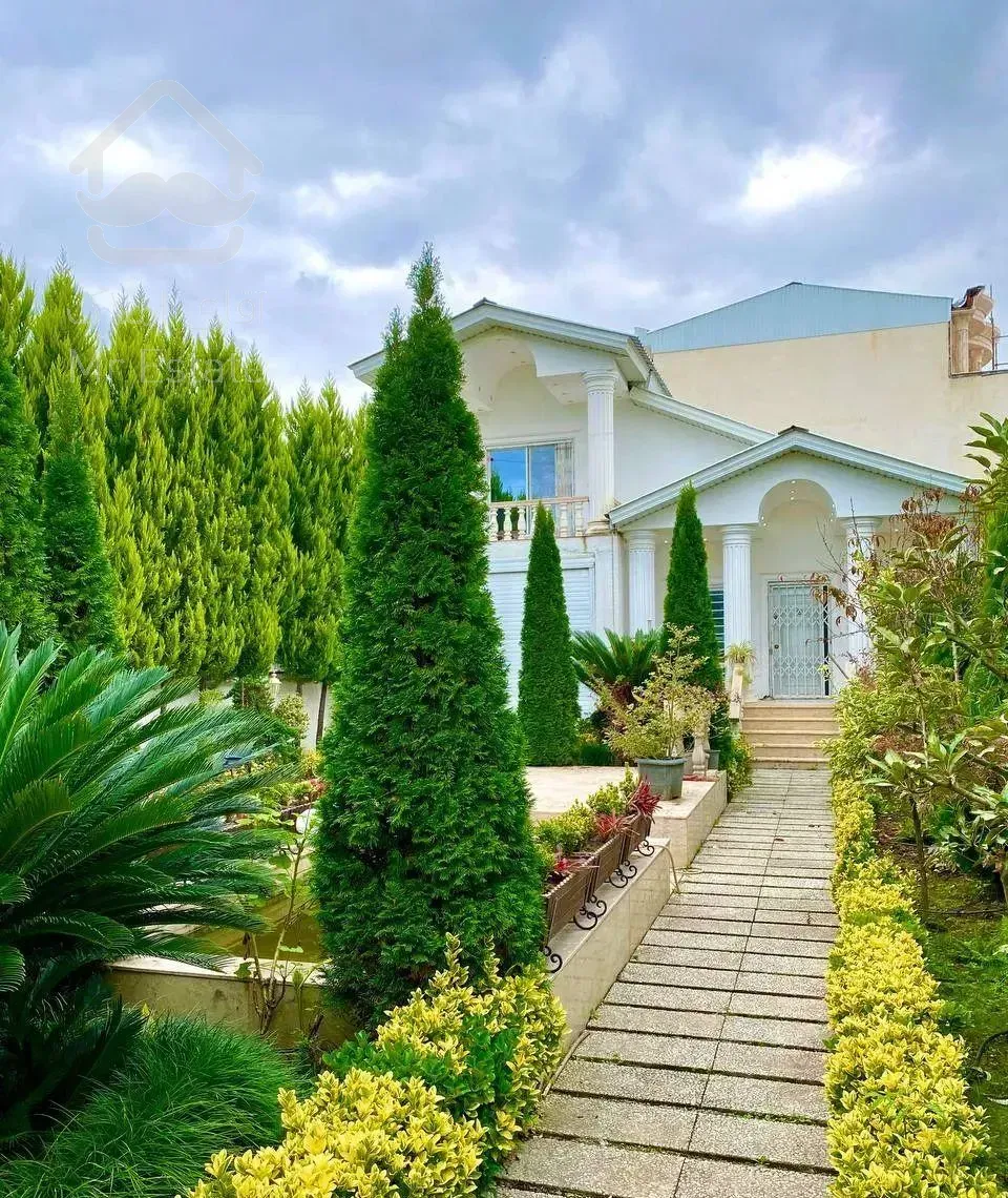 ویلا نیم پیلوت/شهرکی ۲۰۰بنا جنگلی/مدارک کامل