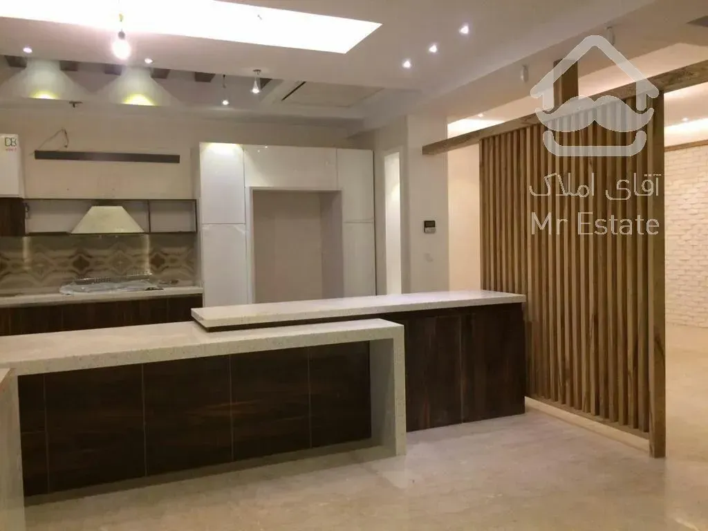 خرید آپارتمان 215 متری فرمانیه