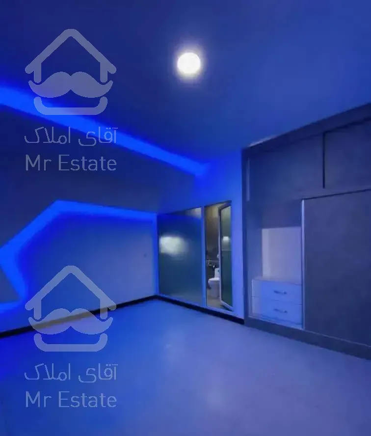 ویلا ۳۰۰مترزمین ،استخردار،رووف گاردن،نوساز