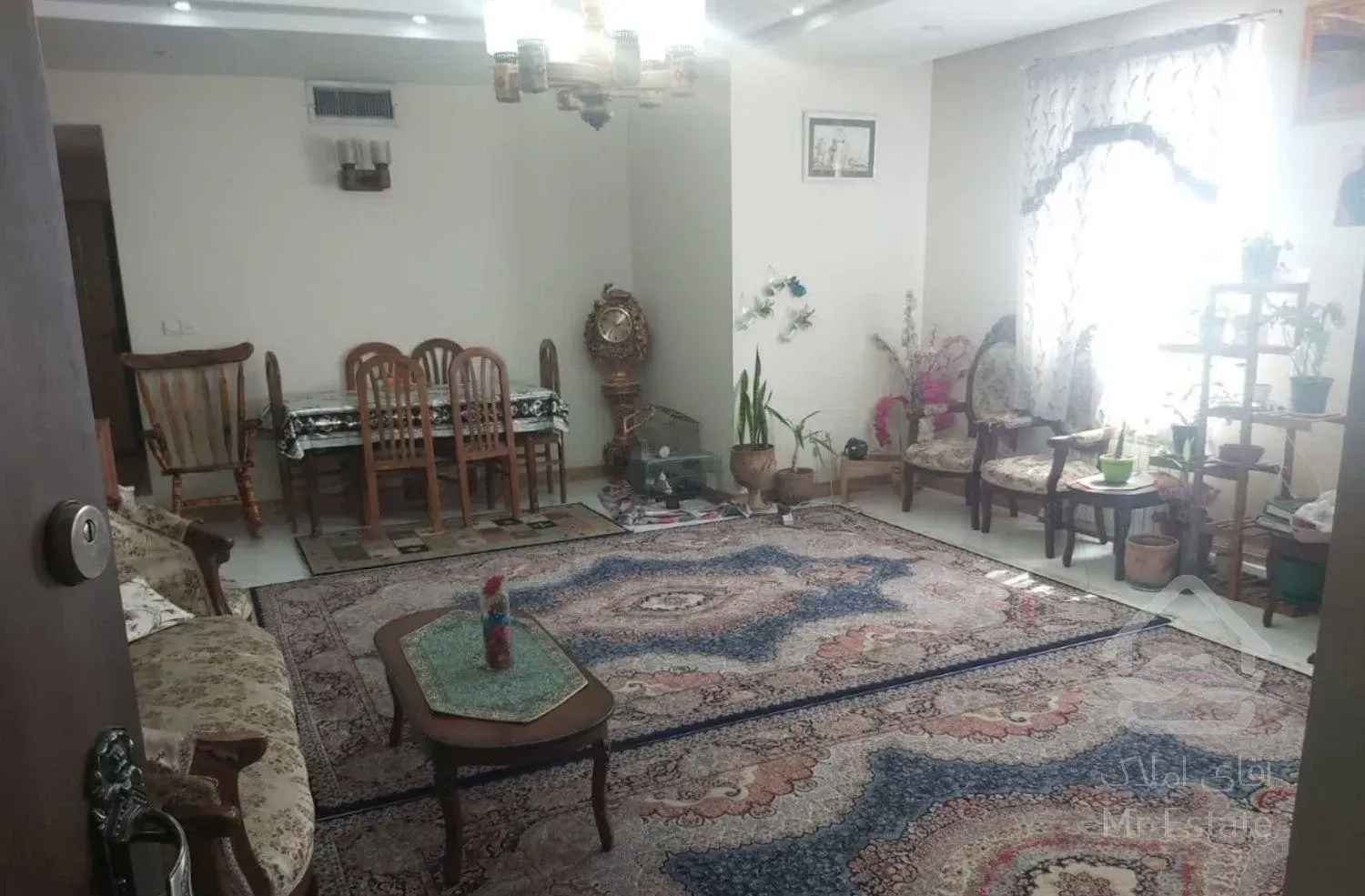 فروش آپارتمان ۱۰۰ متری ۲ خوابه در زاهد گیلانی