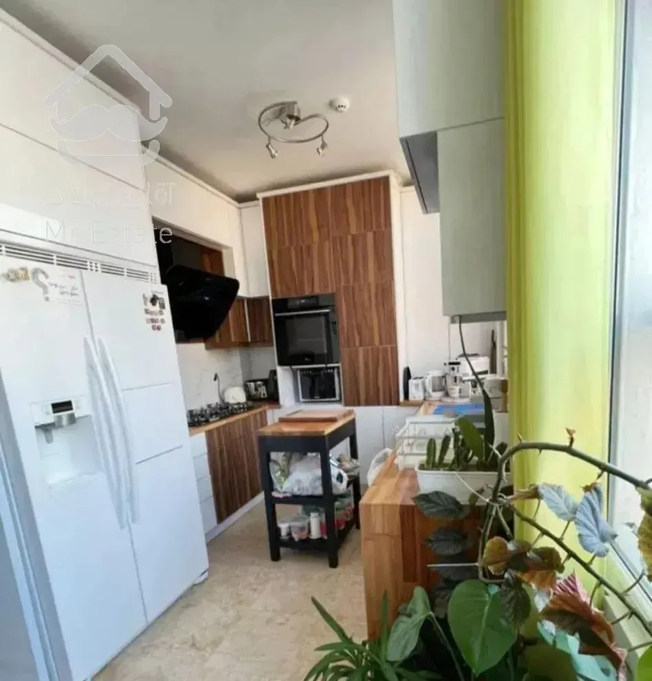 ۸۵متر//۲خواب//تراس بزرگ