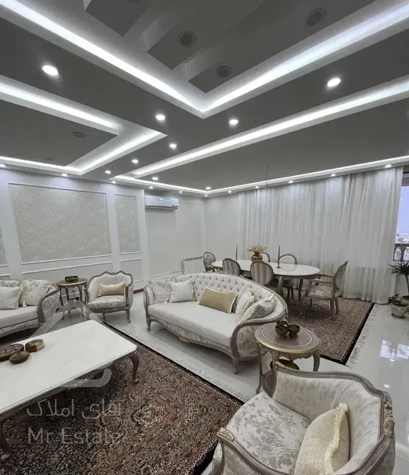 فروش آپارتمان/۲۲۰متری/۳ خوابه/لوکس /راهنمایی