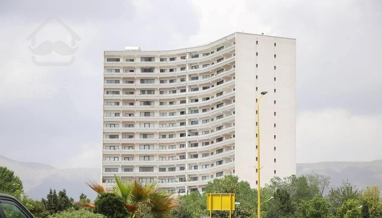 135متر شهرک امید دو خوابه