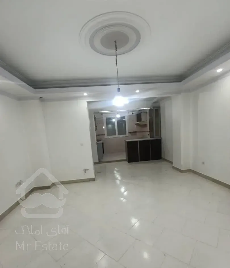 43متر /آسانسور دار /فول بازسازی/ آماده تخلیه