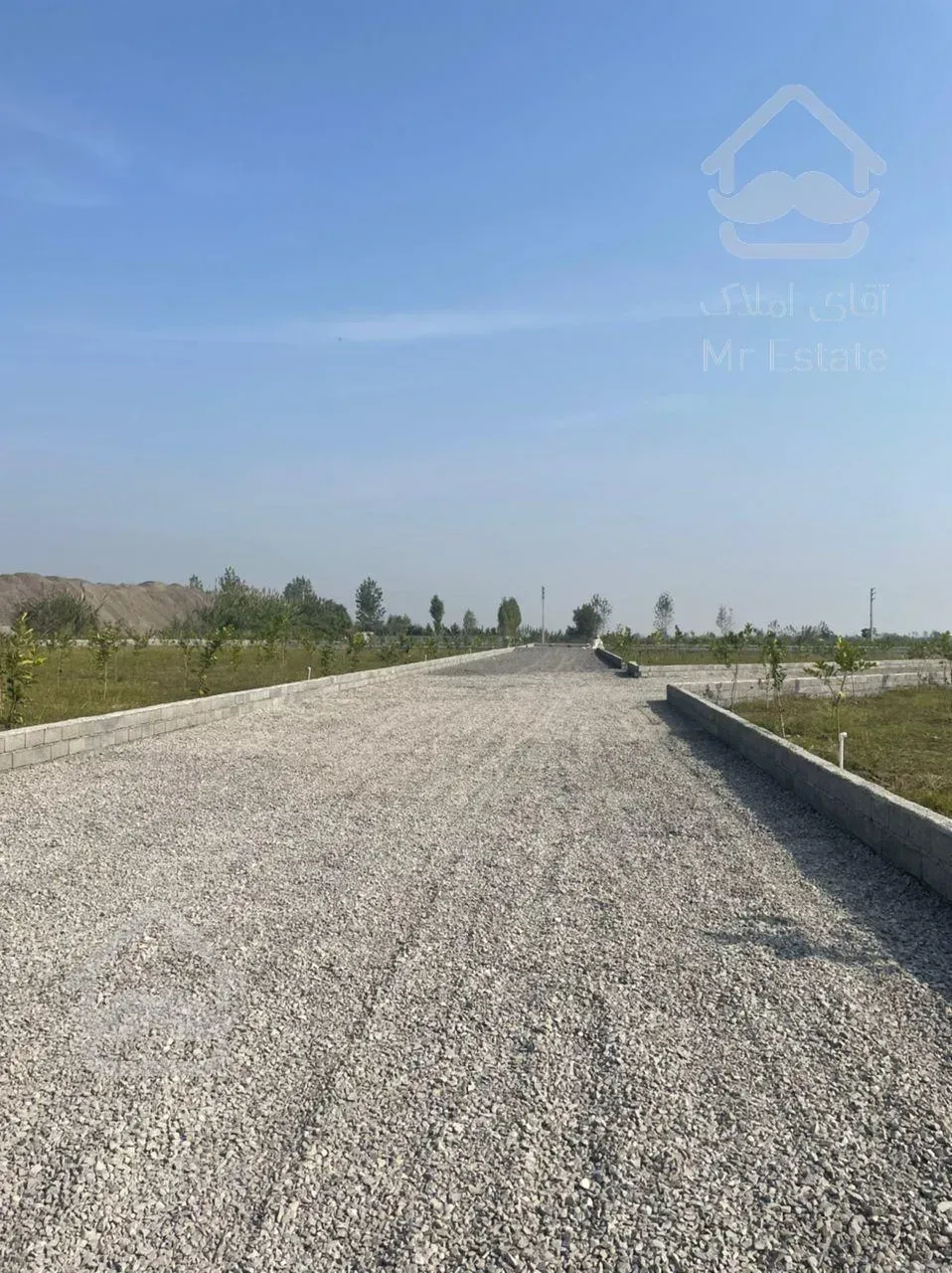 ۷۰۰مترباغ نهال شهرکی