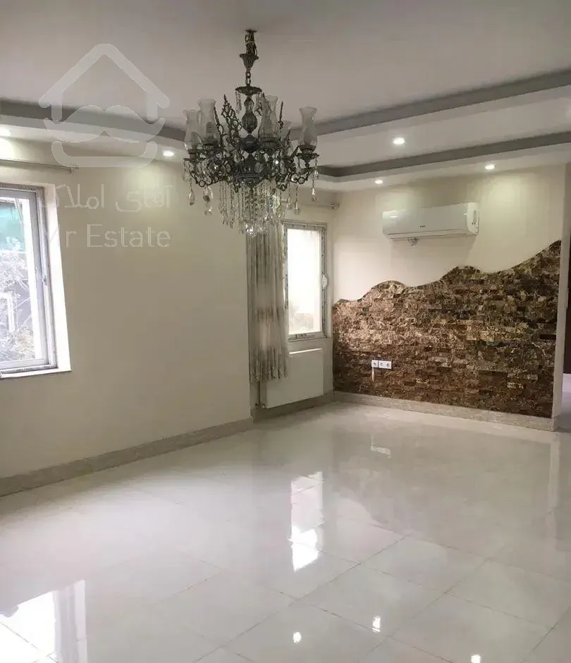 اجاره واحد ۹۰متری طبقه ۱ در بلوار طالقانی