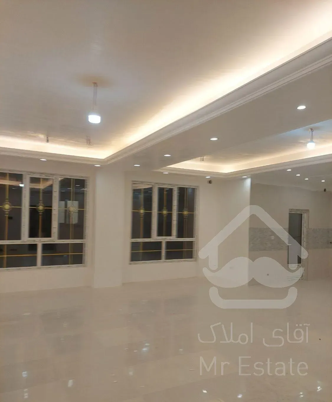 آپارتمان ۱۳۰ متری فجر