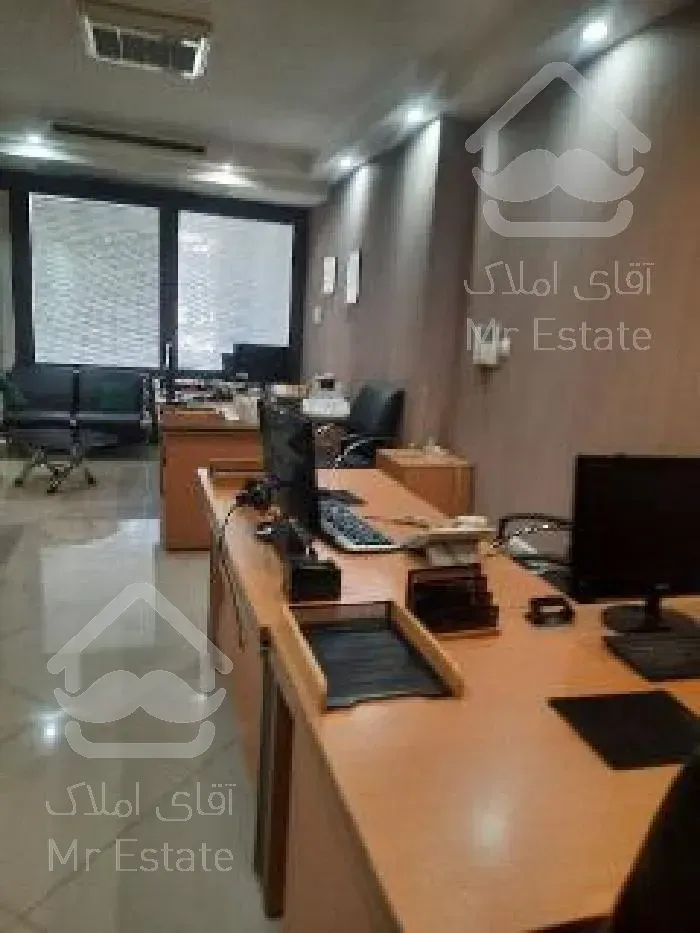 185متر/سند اداری/3پارکینگ /تاپ لوکیشن جردن