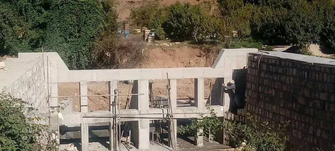 اسکلت فلزی، اسکلت بتنی، استخر