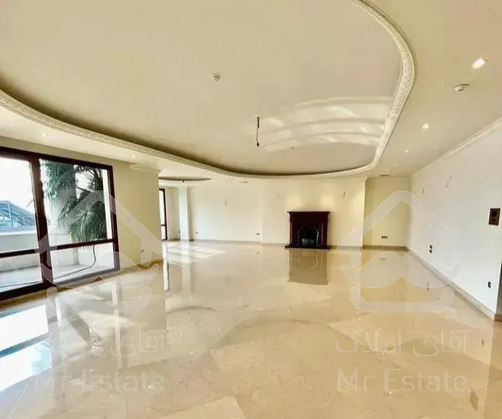 200 متر / دو پارکینگ / خوش نقشه / بهارستان