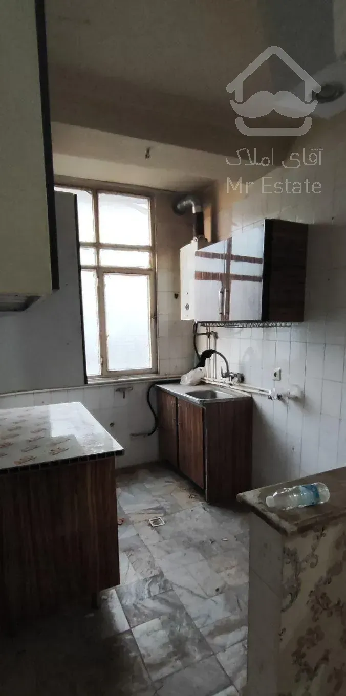 میدان سرآسیاب ۵۶مترطبقه دوم پارکینگ MDF تخلیه