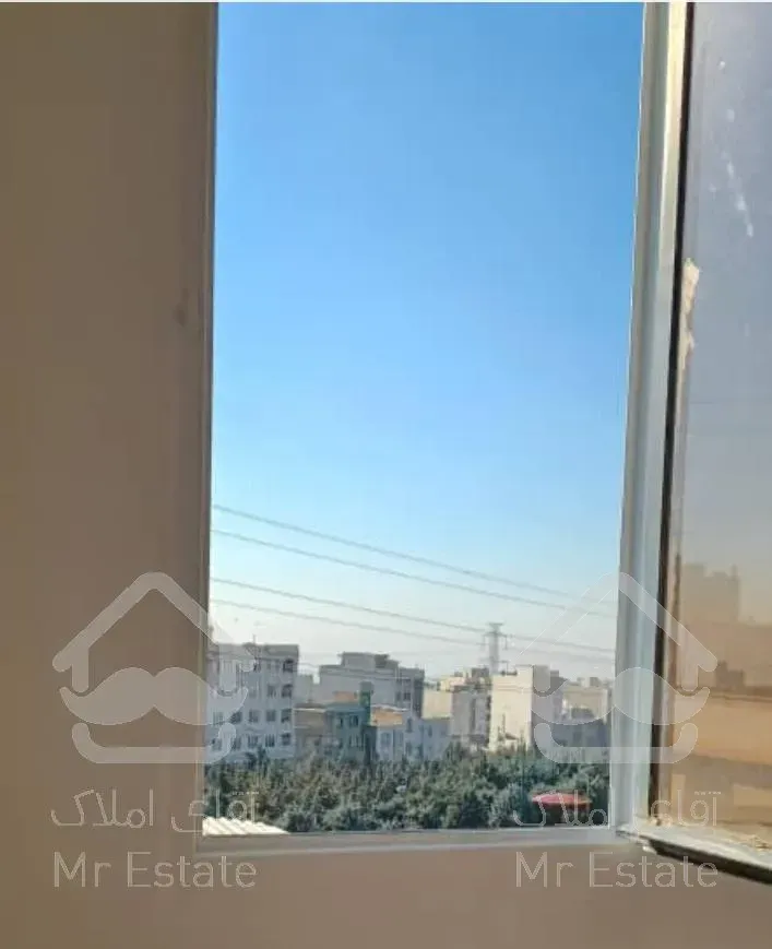 ۶۰ متری آفتابگیر از سه جهت