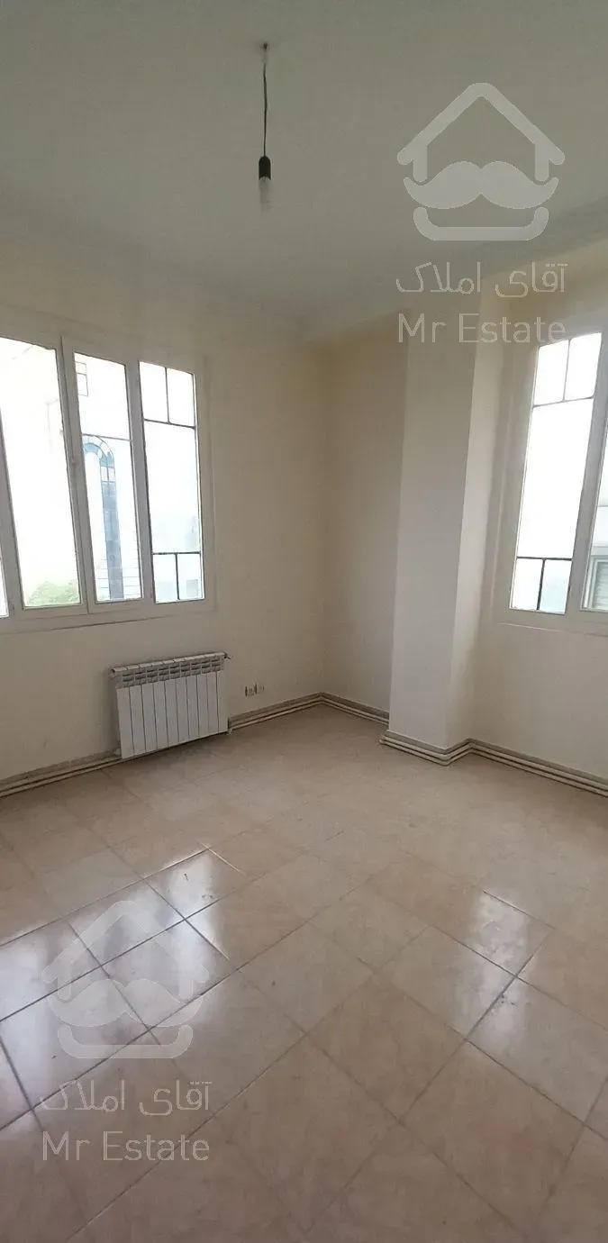 سعادت آباد ۱۳۰متر۳خوابه تکواحدروبه پارک بازسازی شده