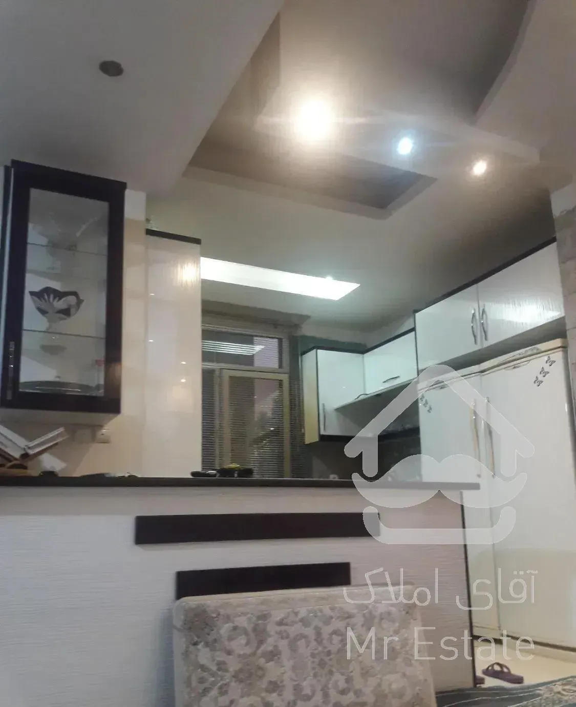 ۱۰۰متر ۲خوابه بسیارتمیز