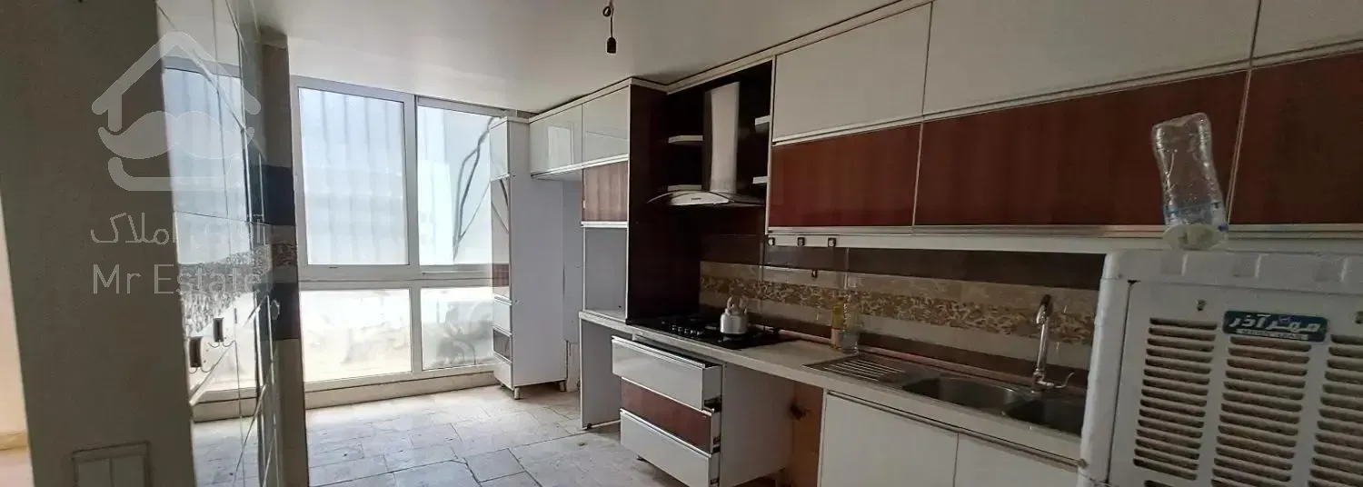 ۶۵ متر ۱ خواب خیابان آران با آسانسور حتی مجرد
