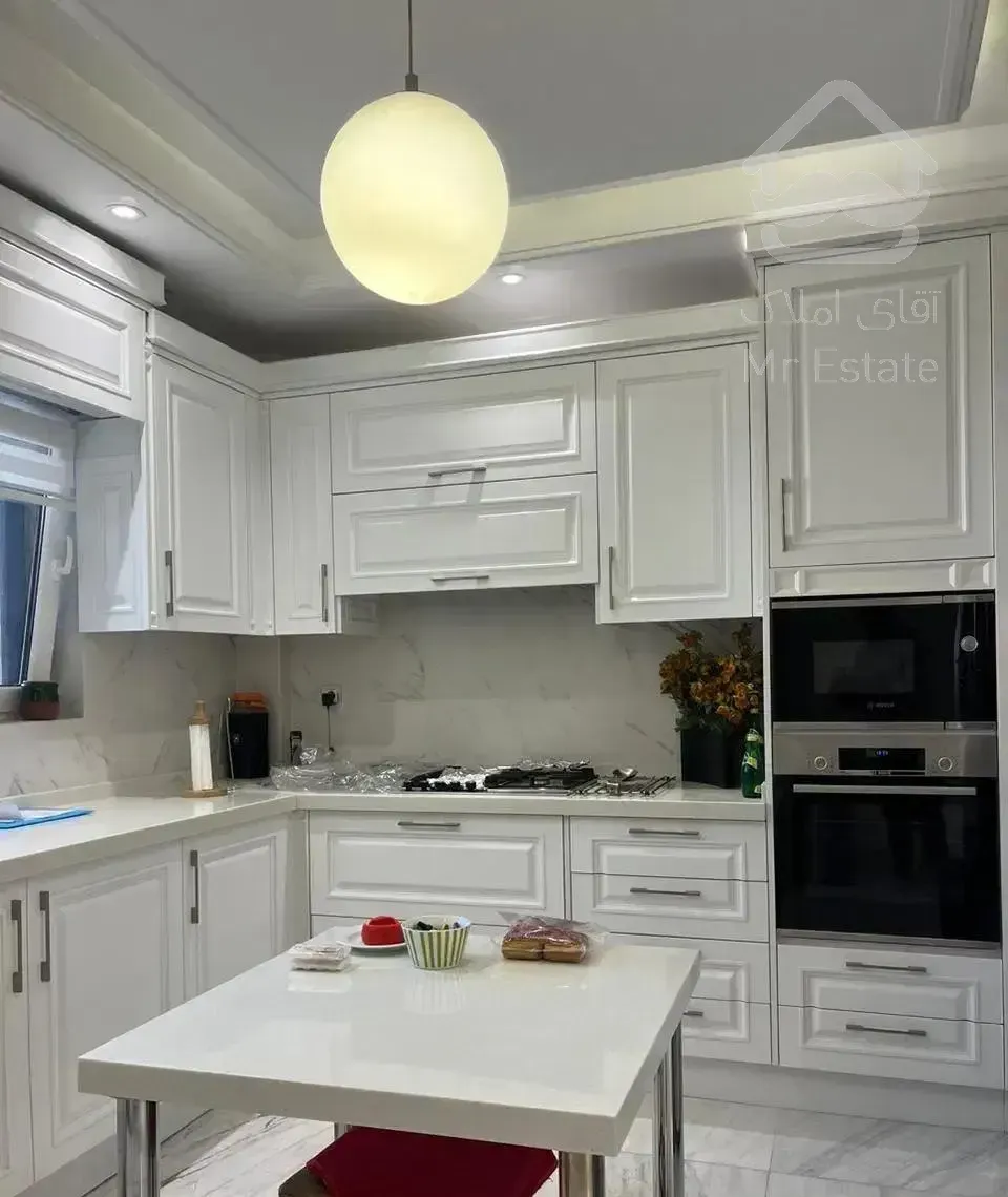 ولنجک  برج/ 170 متر طبقات بالا / فروش بدلیل مهاجرت