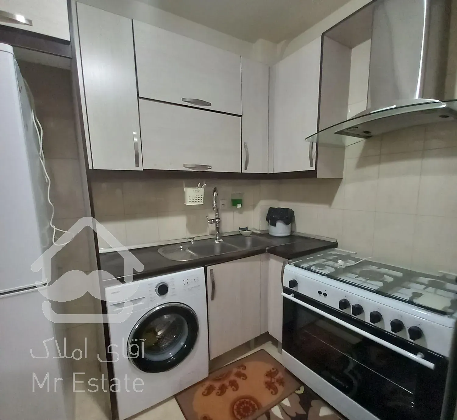 آپارتمان شیک محیطی ارام همسایگان