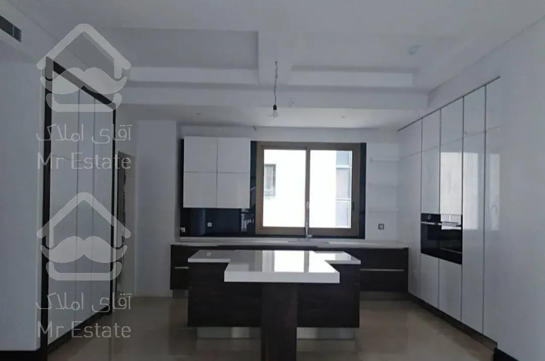 اجاره و رهن آپارتمان ولنجک 290  متر شیک