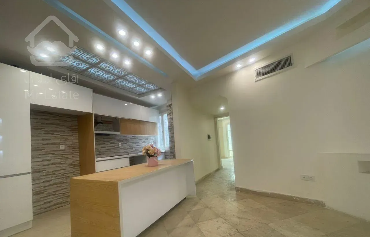 دزاشیب 110متر 2خواب ، ویو عالی ، طبقه آخر