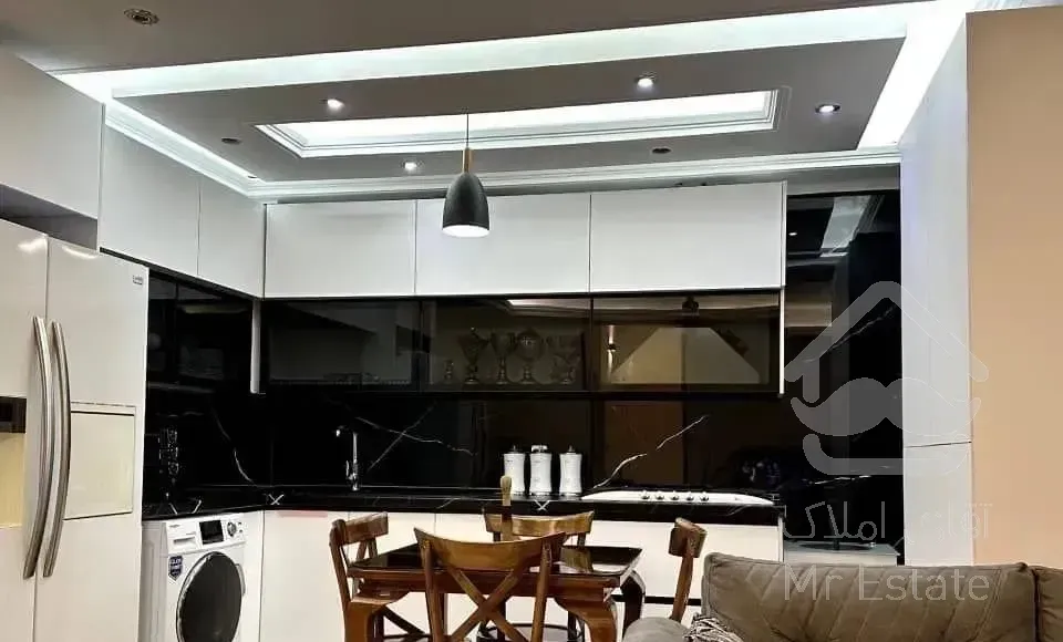 پارکینگ غیر مزاحم/انباری سندی/۶۶متر/کرمان