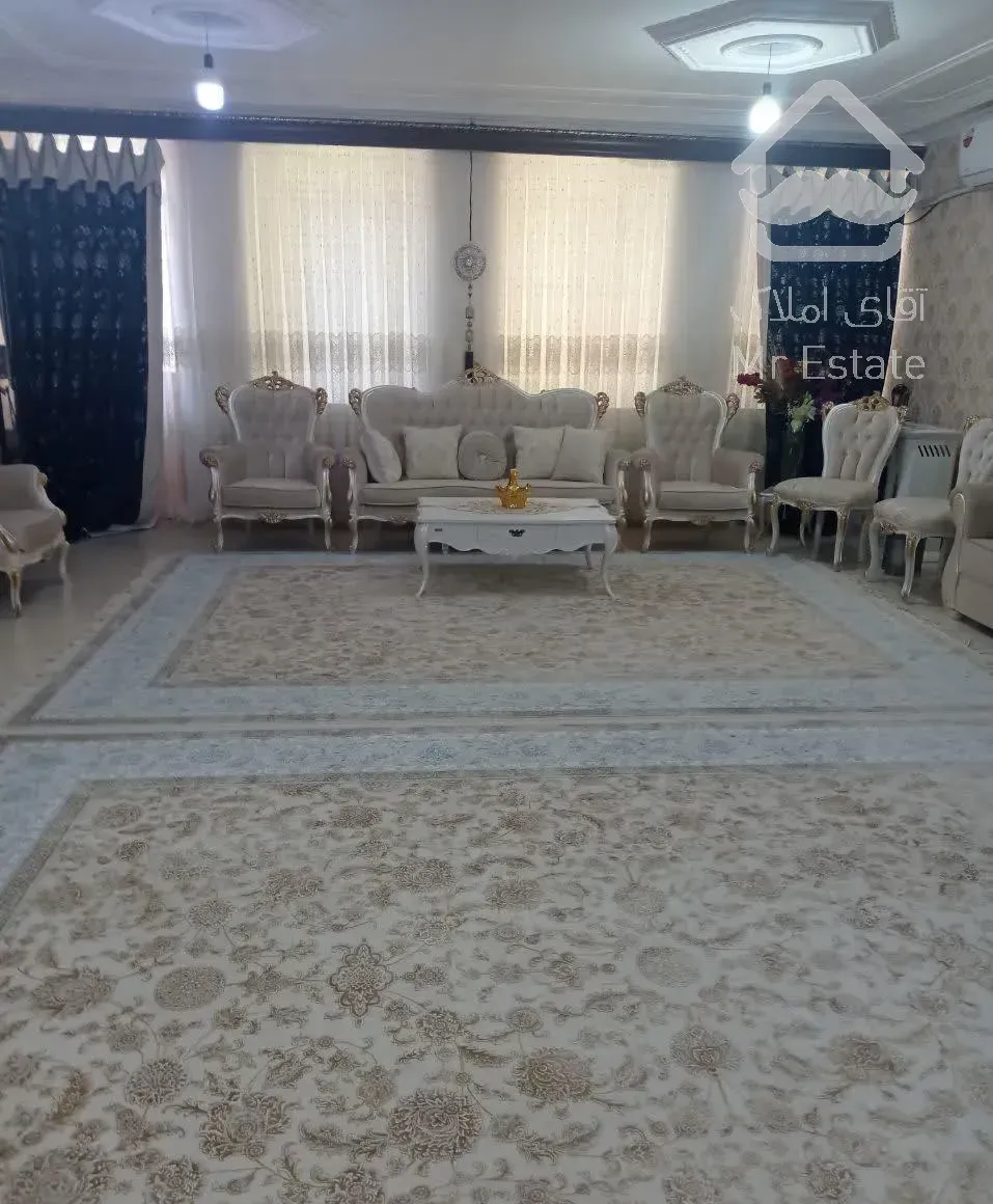 ساختمان ویلایی ۳طبقه