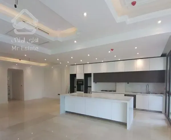 آپارتمان ۱۹۰ متری کامرانیه شمالی(دکترتنها)