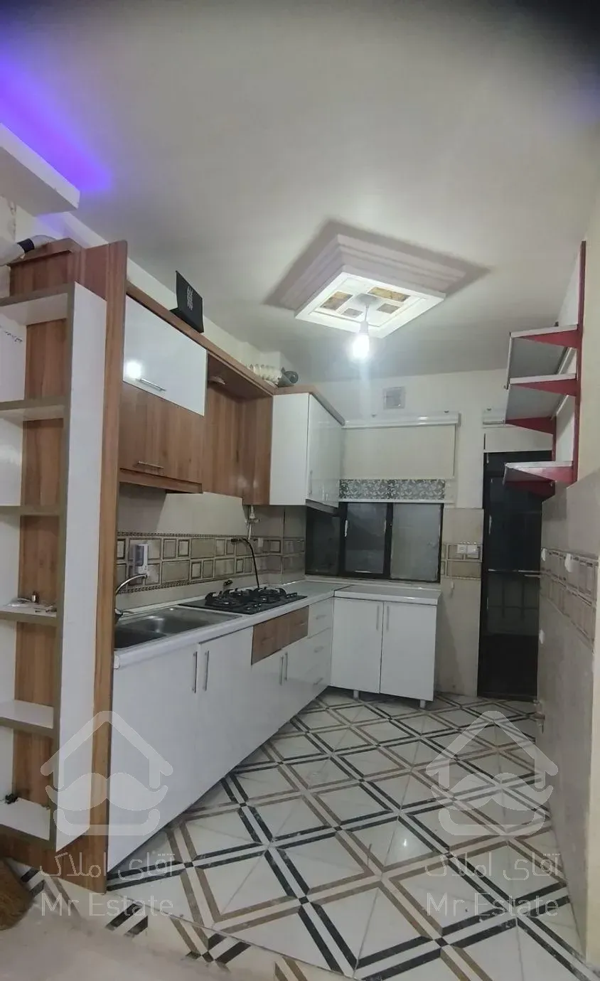 طبرسی شمالی 4 نظام دوست 24 شهید حسینی 17