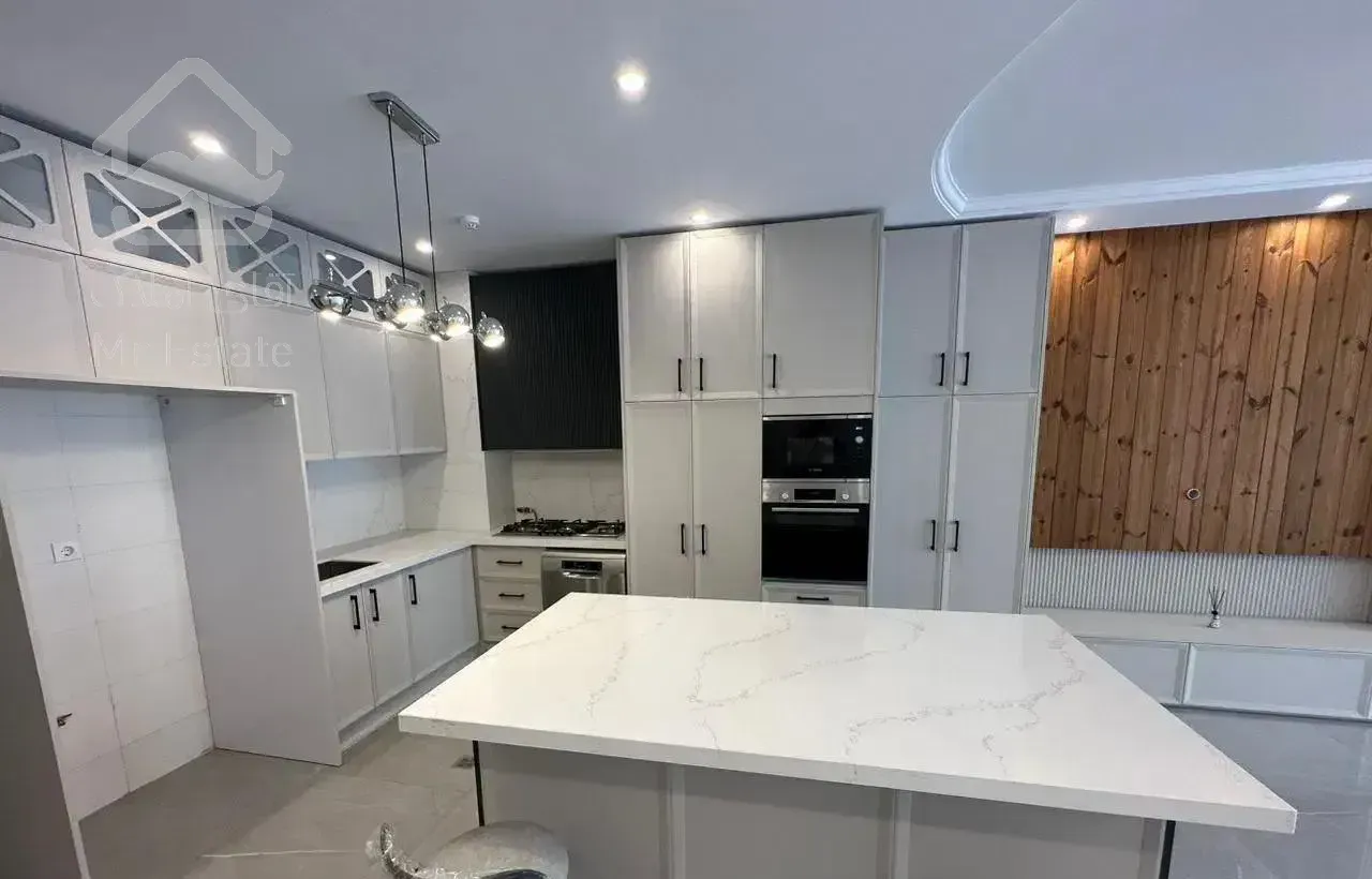 ۱۰۰ متر پیش فروش از سازنده برند و معتبر منطقه