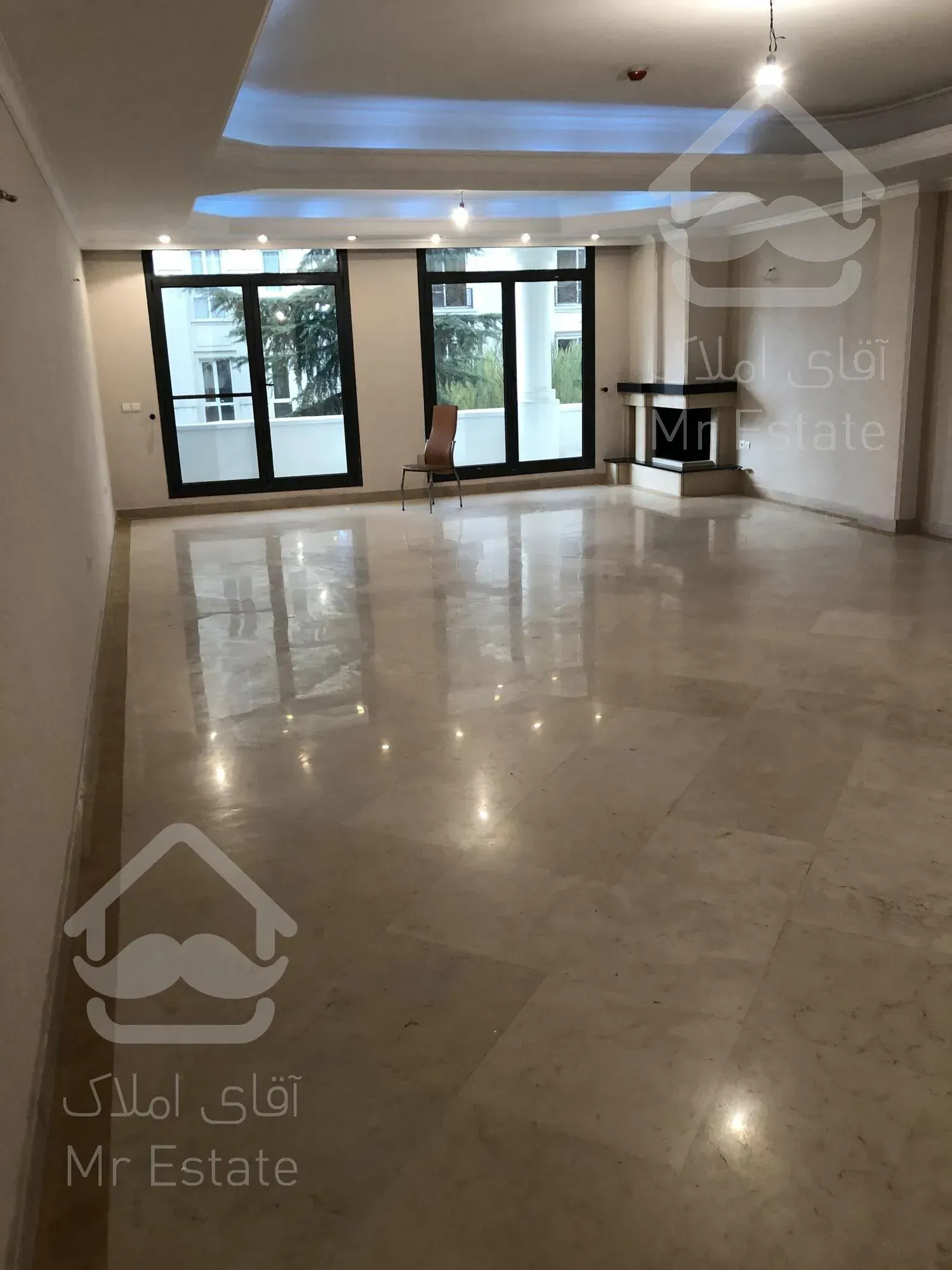 رهن و اجاره آپارتمان ۲۲۰ متری ۳ خوابه فرمانیه