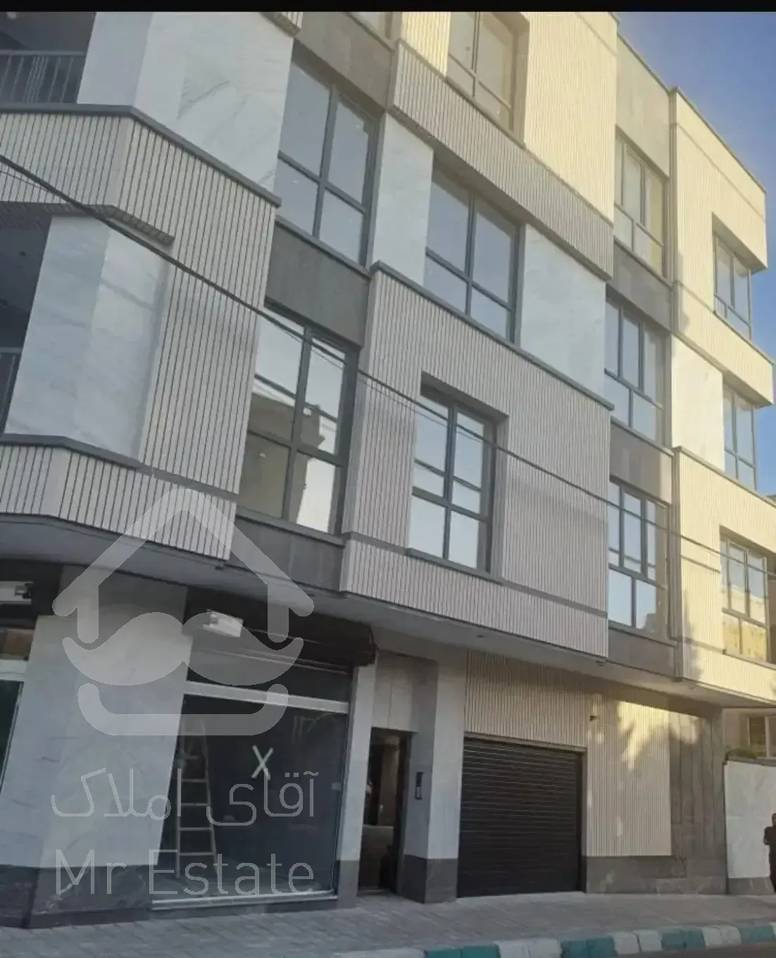 واحد نوساز ۸۳ متری