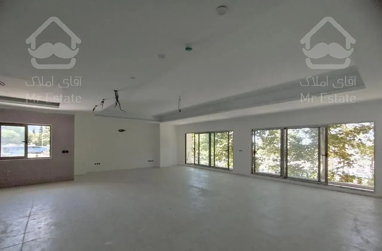 رهن کامل واحد 180 متری در محوطه کاخ