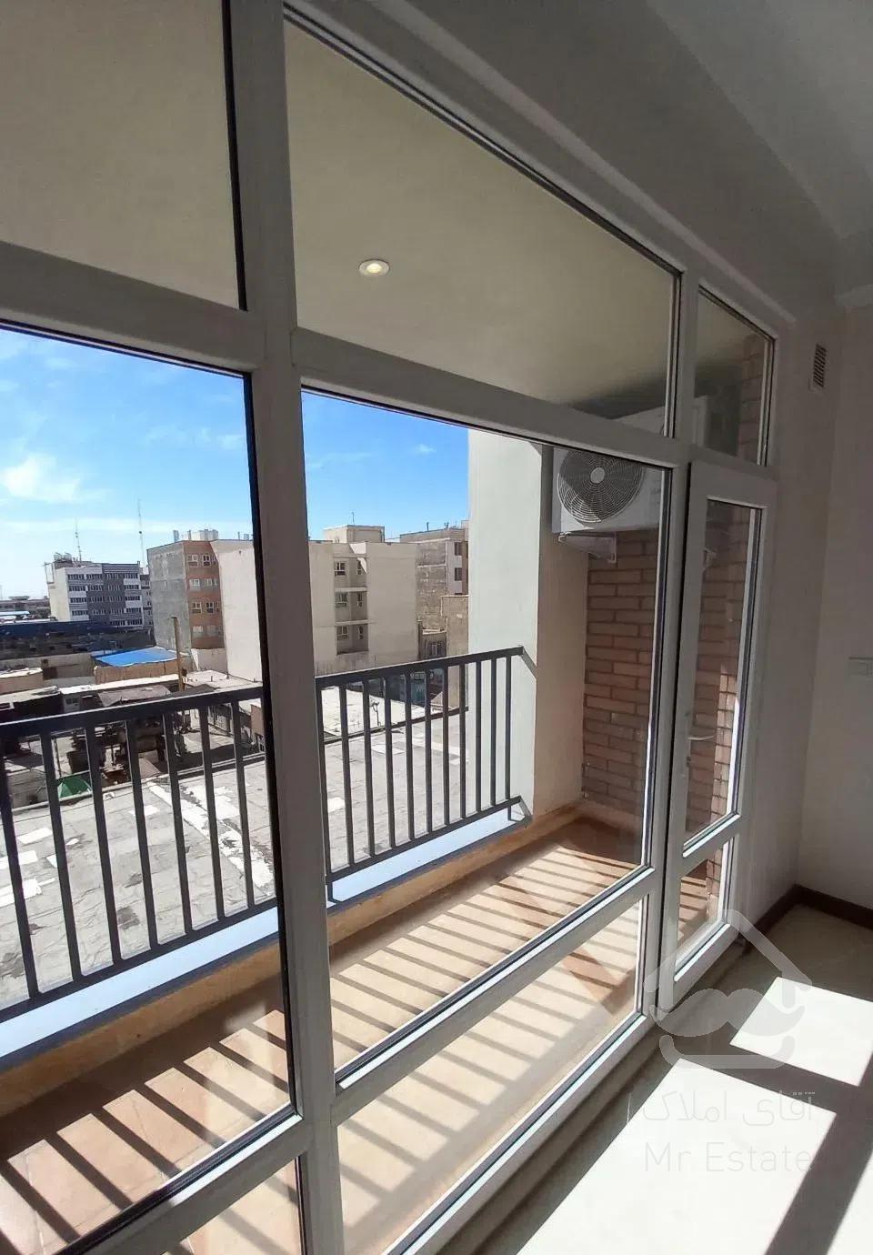 ۱۱۱متر/دوخواب/مناسب سرمایه‌گذاری و سکونت/اکباتان