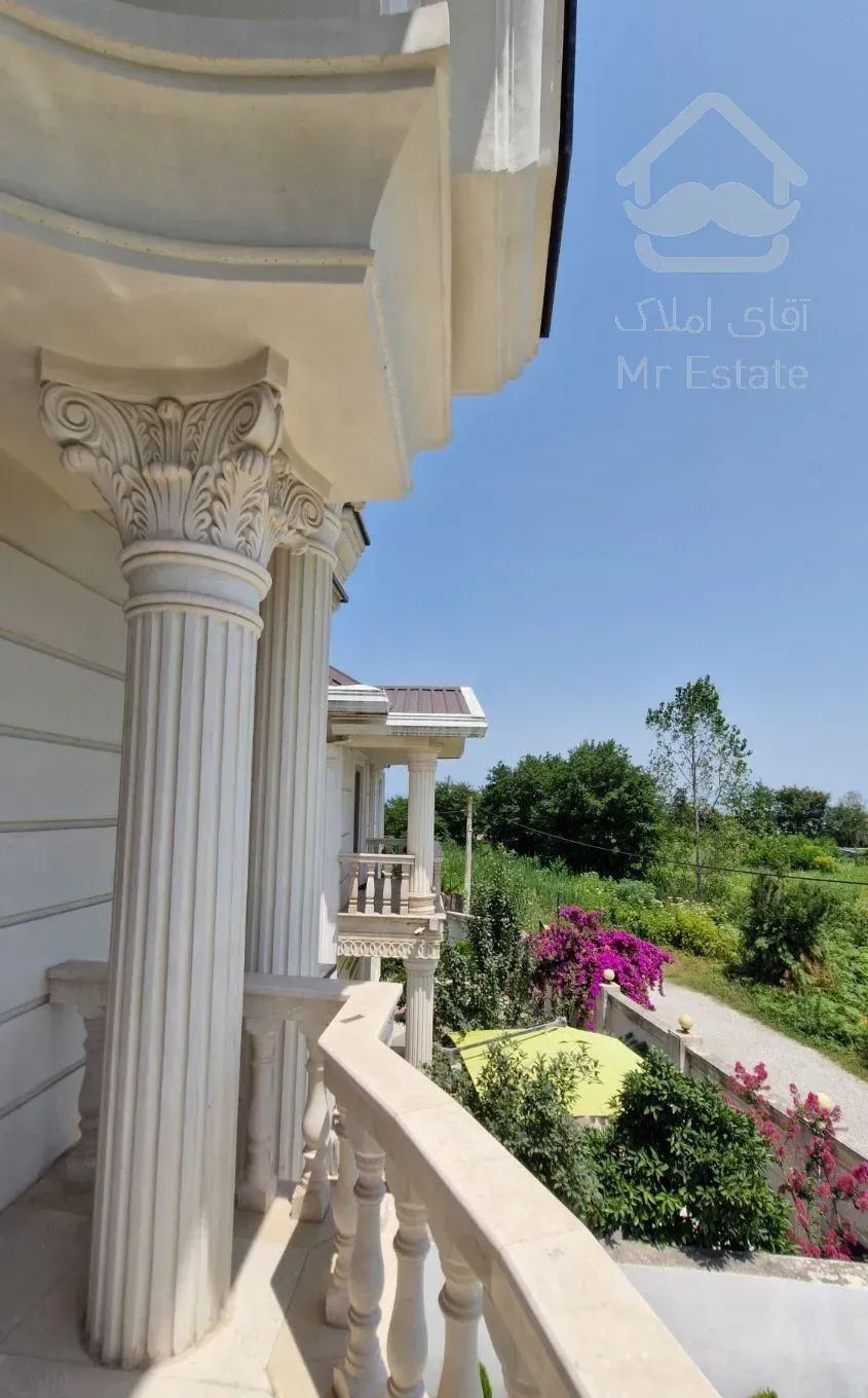 شکوه کلاسیک در دل طبیعت رامسر ۳۰۰ متر بنا استخردار