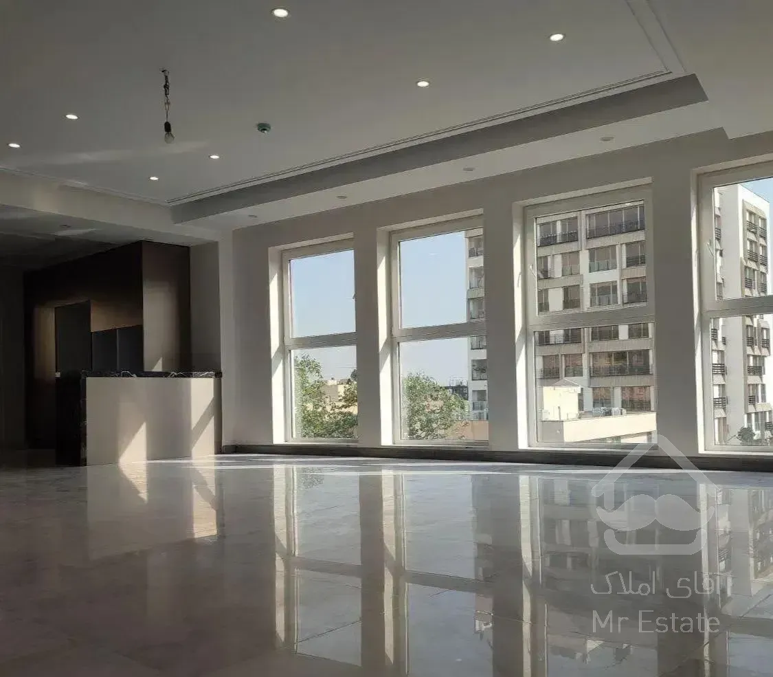 ۱۵۰متری/دریاچه چیتگر/معاوضه/سنددار