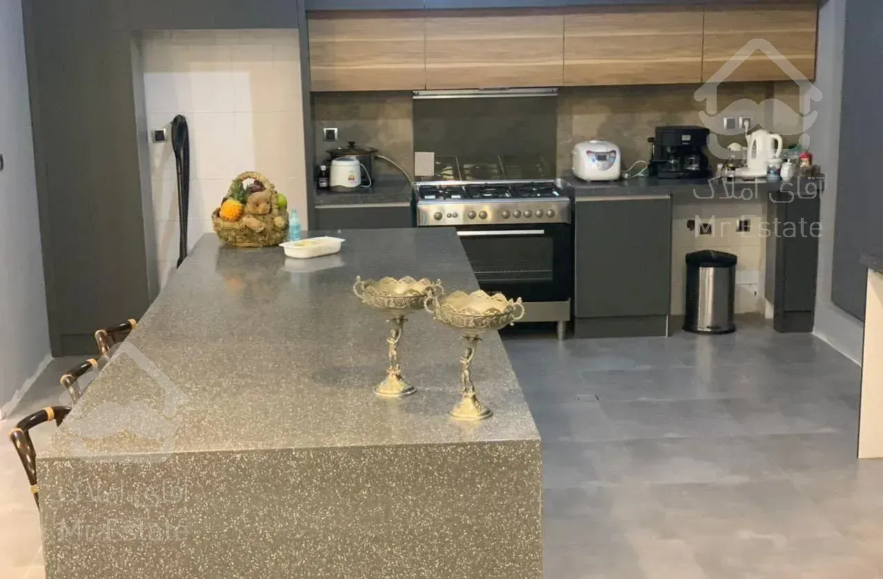 رهن واجاره ویلای ۴۰۰متری درشهرکی زیباوساحلی