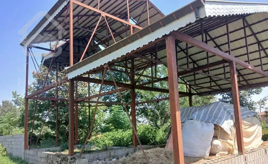 فروش فوری ویلای نیمه ساز با زمین ۳۰۰ متری