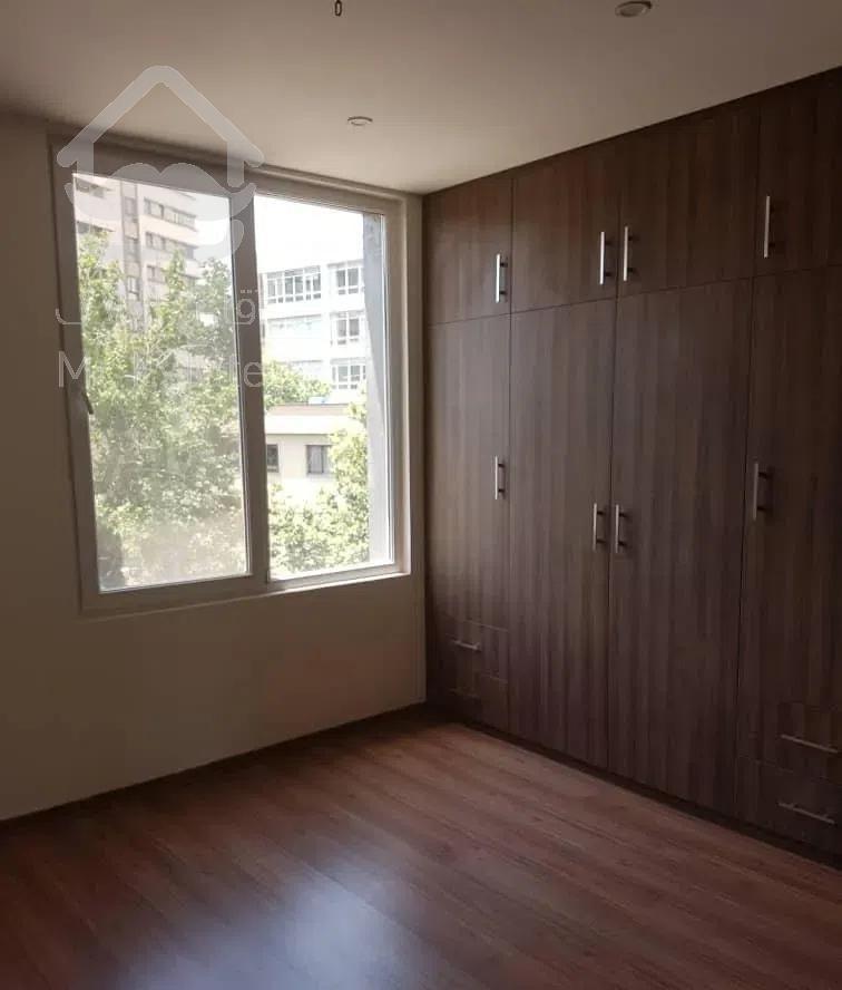 ۱۲۰ متر فرشته ۲ خواب نوساز(۵۰ متر حیاط )(میلاد)