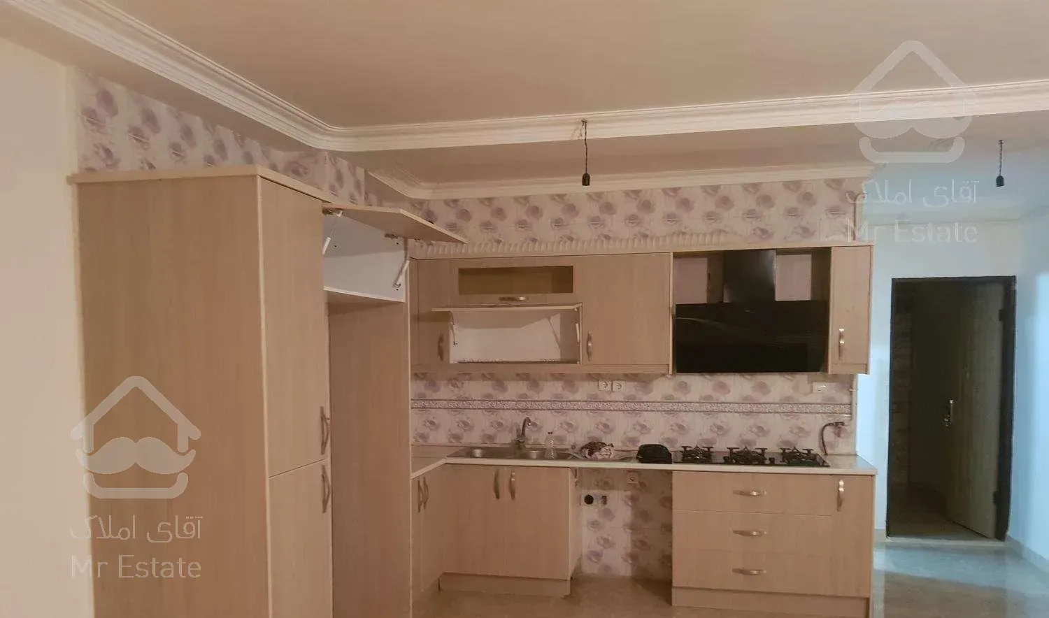 واحد 87 متری بر دوم خیابان پاسداران بندرانزلی