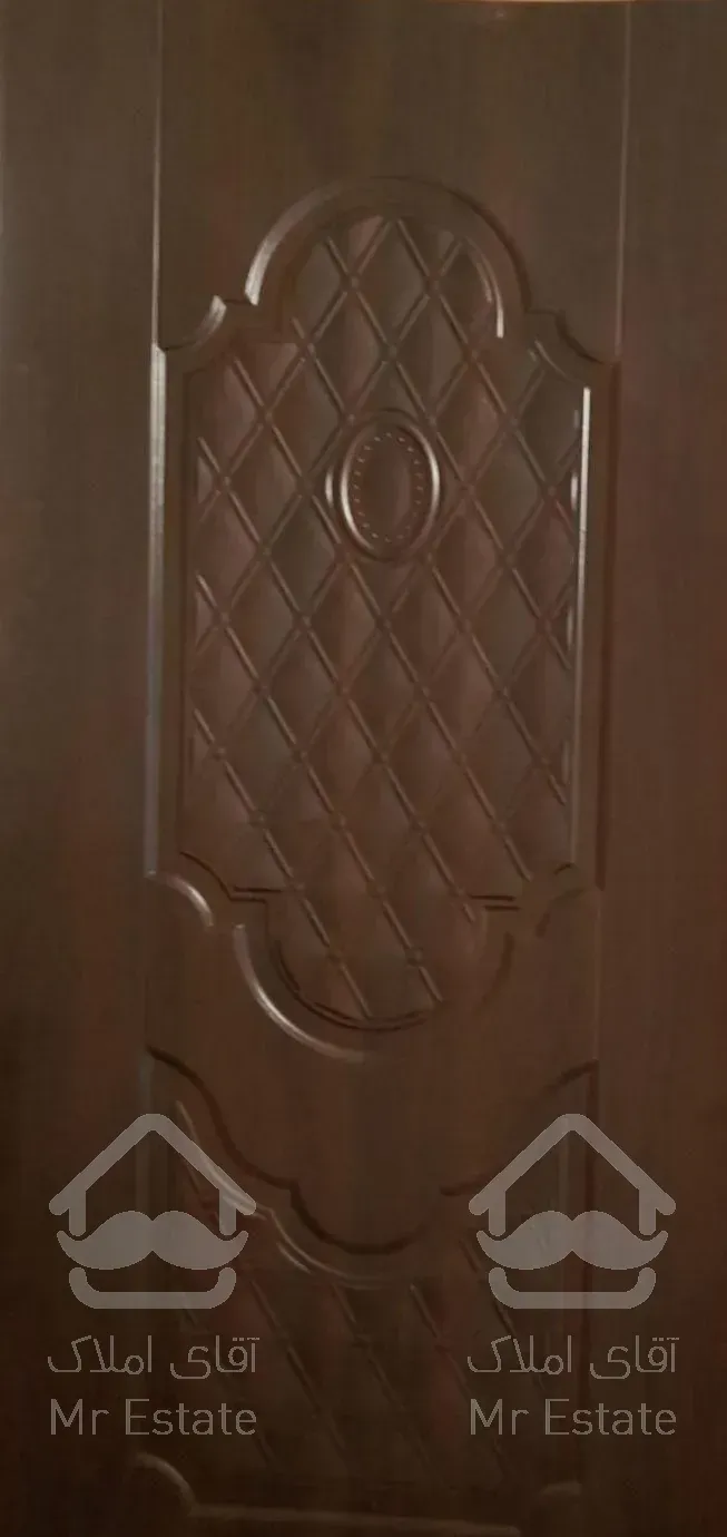 نصاب درب اتاق و تعویض روکش دربهای قدیم به طرح جدید