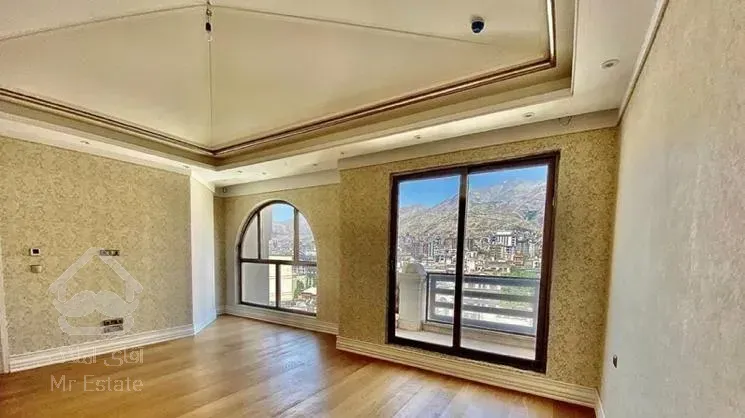 الهیه ۲۱۰ متر ( ۳ جهت آفتاب - ۳ پارکینگ )