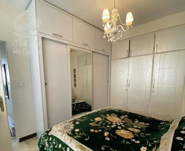 ٩٠ متر طبقه ٧ سالن پرده خور شیک خوش نقشه