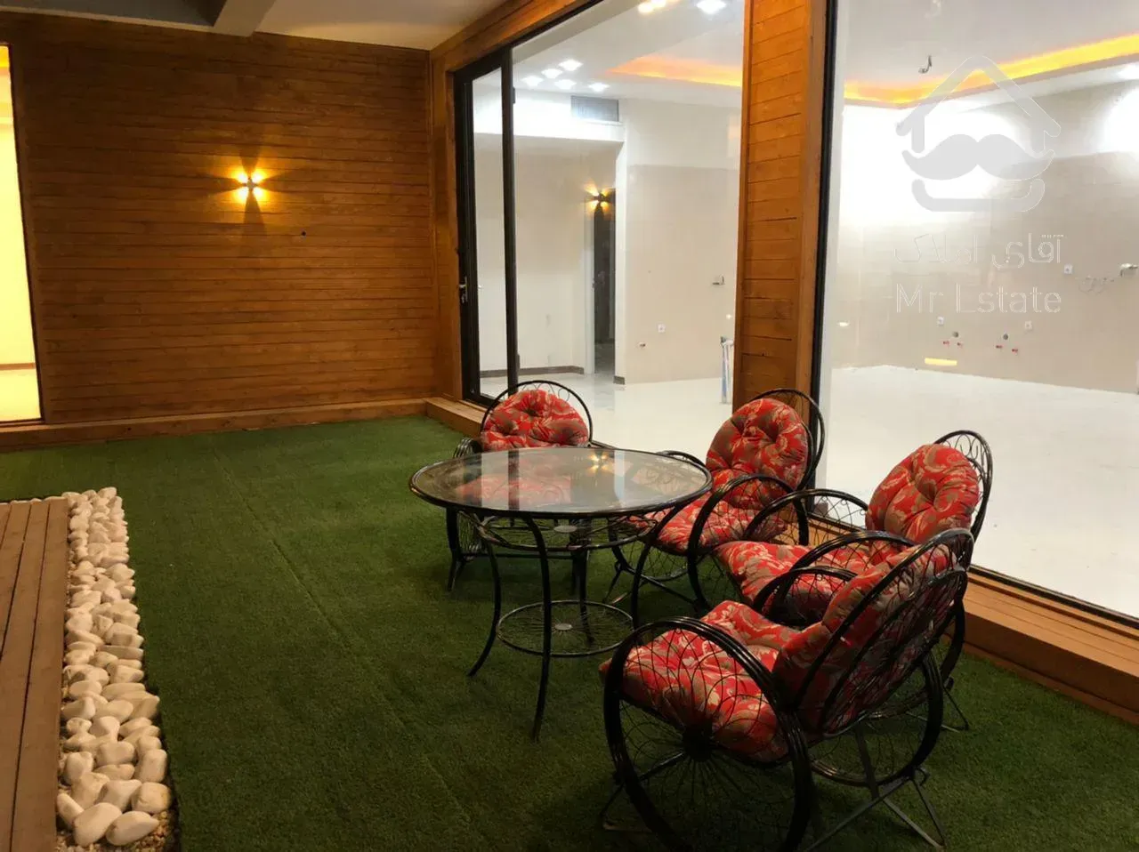 فروش ویلا مدرن ۶۵۰ متری چهارباغ شهرکی