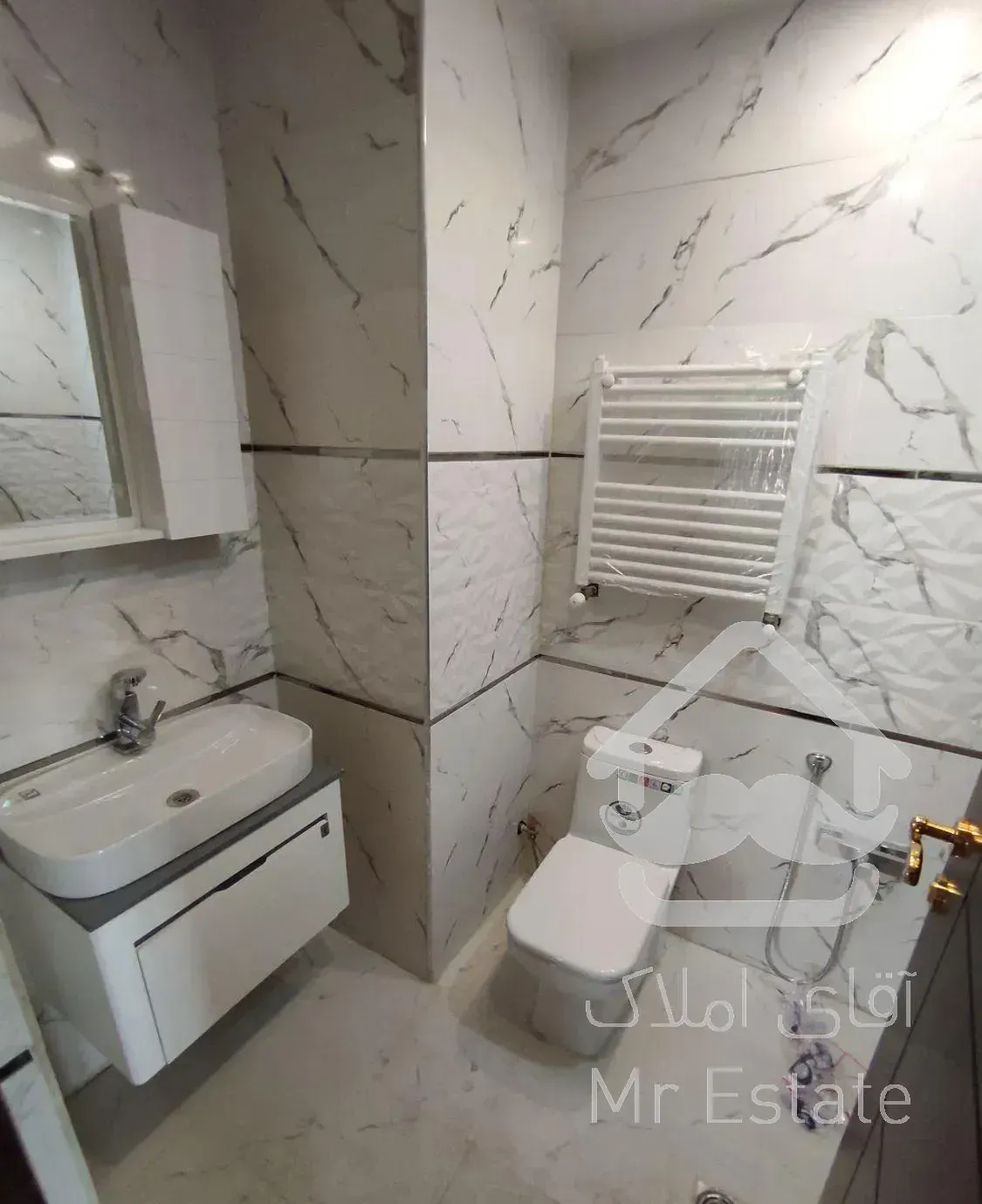 ۱۲۴متر ولنجک/ ۲خواب مستر/ سندشخصی/ ویو ابدی